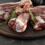 Cara Terbaik Memasak Daging Kambing Agar Lumer Di Mulutmu!