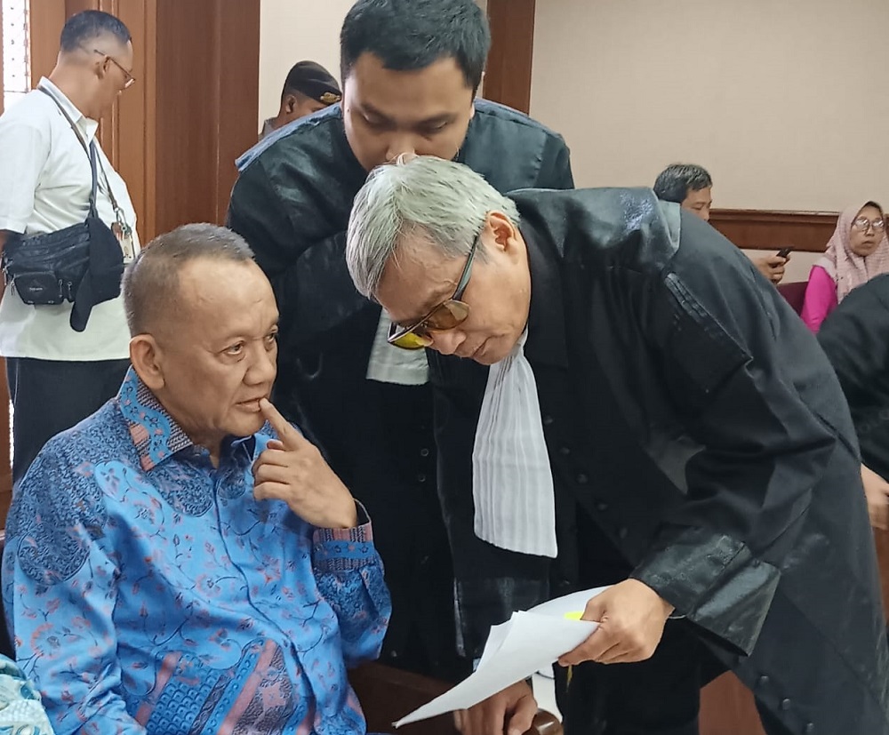 Contoh Sikap Tegas
